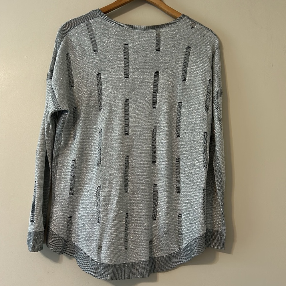 Generation Love | Silver Distressed Sweater Woman’s M/L - Picture 3 of 8